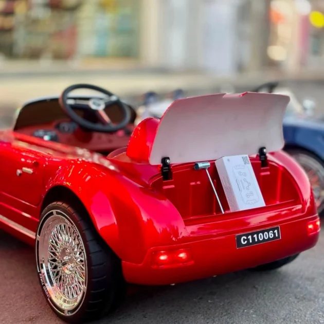 Kids Electric Vintage Mercedez Benz Ride On Sports Car - Image 6